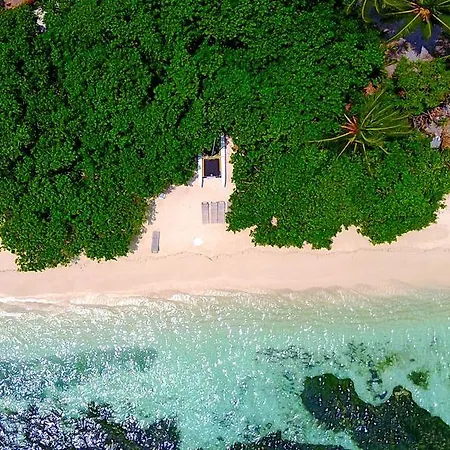 Rasdhoo Island Inn Beachfront